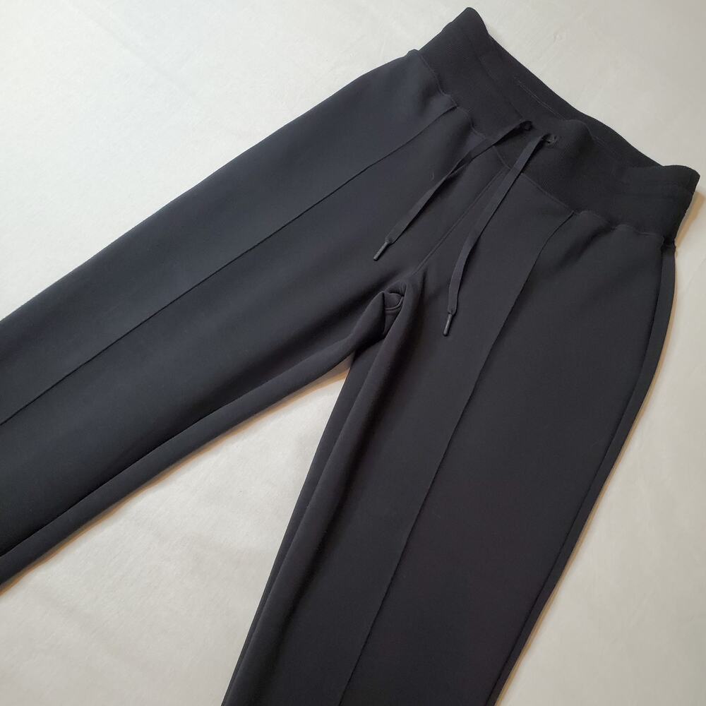 Spanx Women's Size M AirEssentials Luxe Tapered Pant 50937R